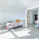 797 Holiday Rentals - Apartamento En Aloha Con Vista Al Mar